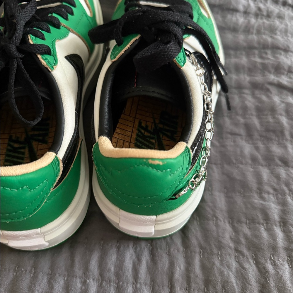 Woman Nike Air Jordan 1 Low SE in Green and White - Picture 6 of 6